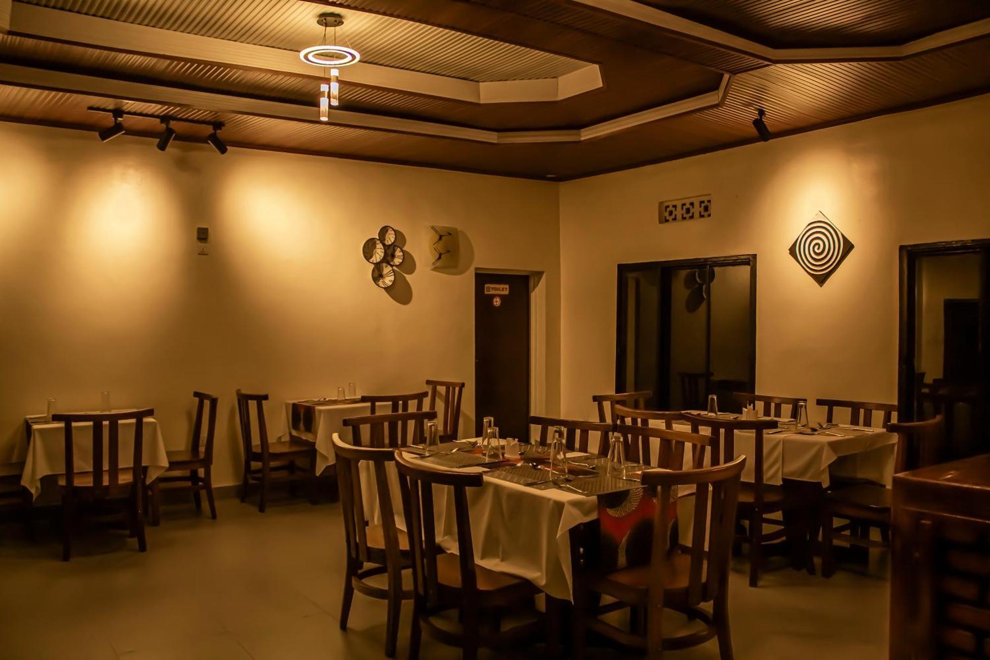 Peace Guest House Muhari Ngoại thất bức ảnh