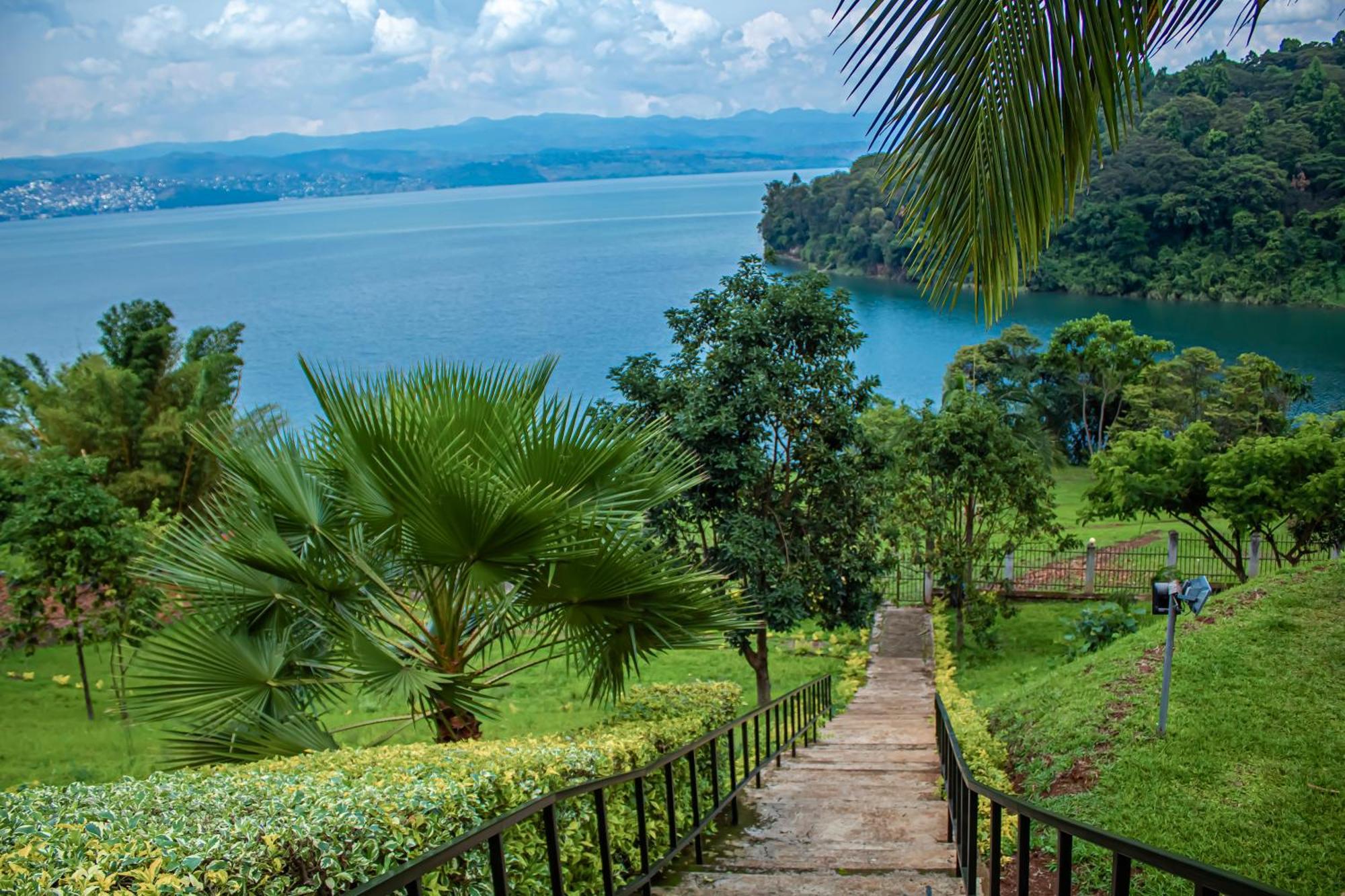 Peace Guest House Muhari Ngoại thất bức ảnh